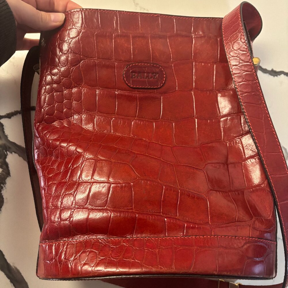 Vintage Bally red croc bucket bag purse - Picture 2 of 9